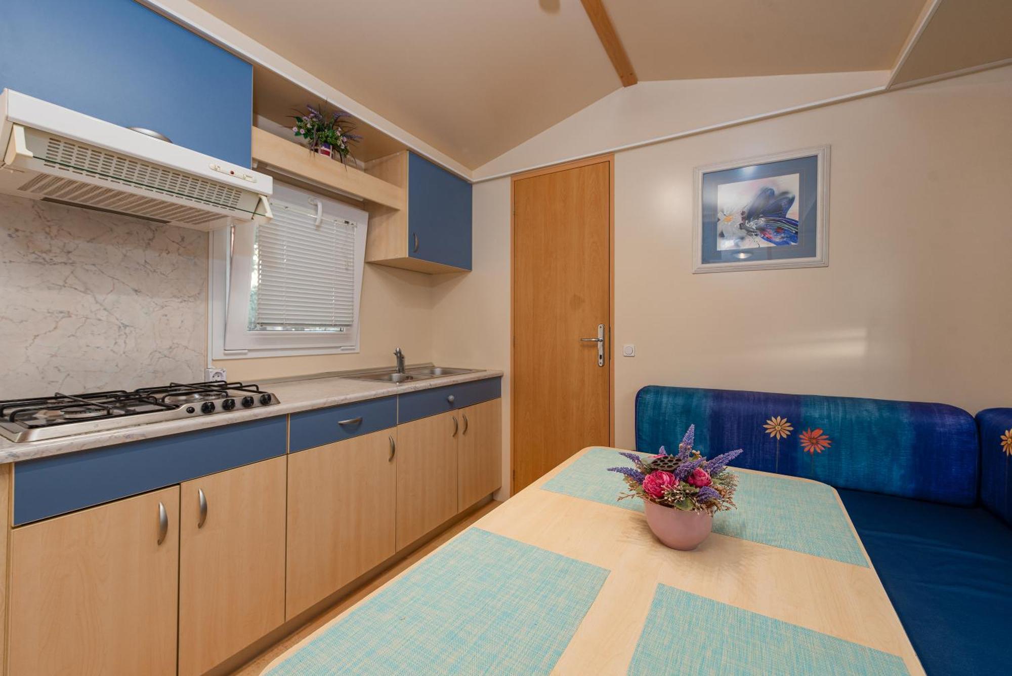 Camp Mrkva Mobile Homes With Pool Sukosan Ruang foto